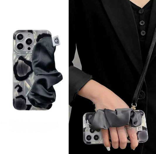 Leopard Print Case with Grip for iPhones