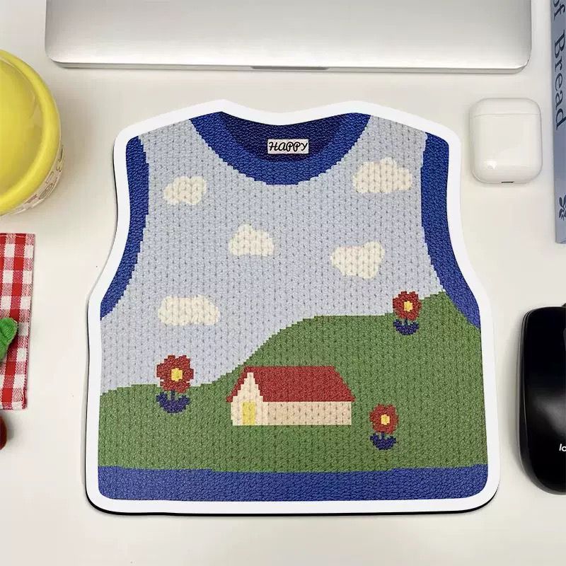 Mini sweater mousepad